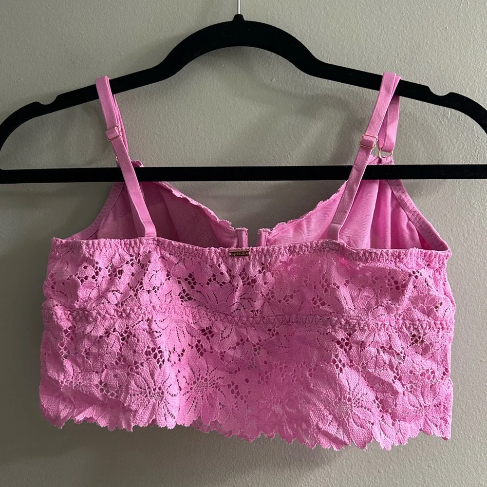 NWT pink Victoria’s Secret lace bralette - Picture 2 of 4
